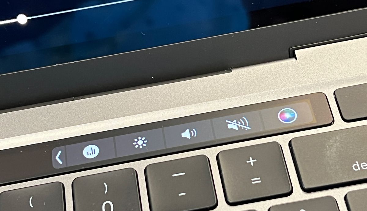 MacBook Pro 13-inch M2 2022 Touch Bar