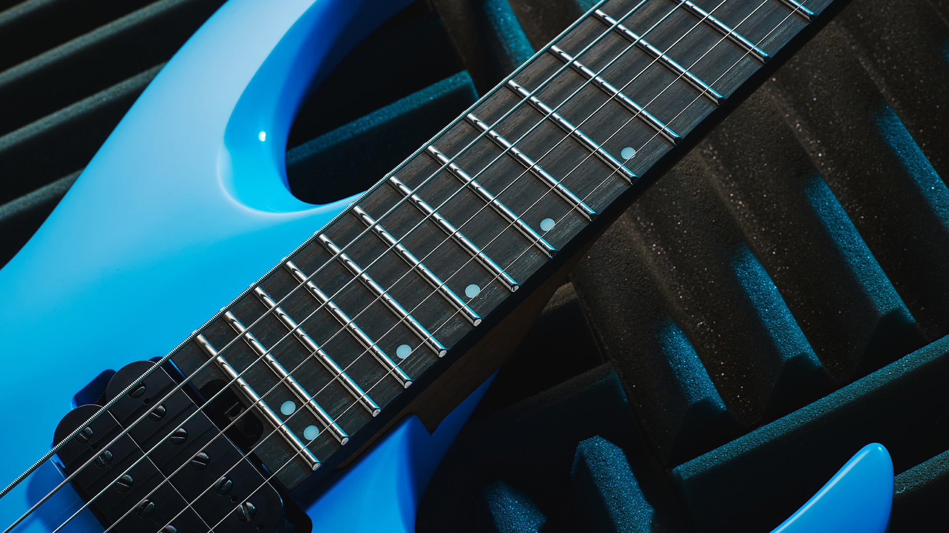 The fingerboard of the Jackson Pro Plus Series Signature Misha Mansoor Juggernaut ET6