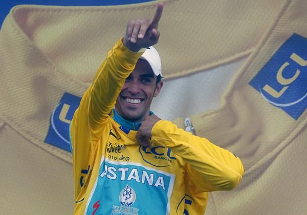 Alberto Contador (Astana) remained in yellow after stage 17.