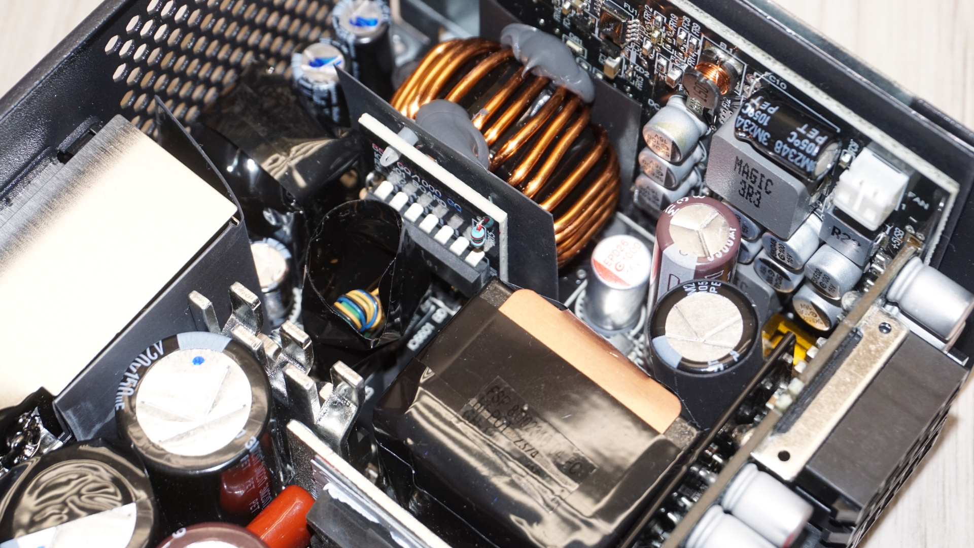 Acer Predator GX850 SFX