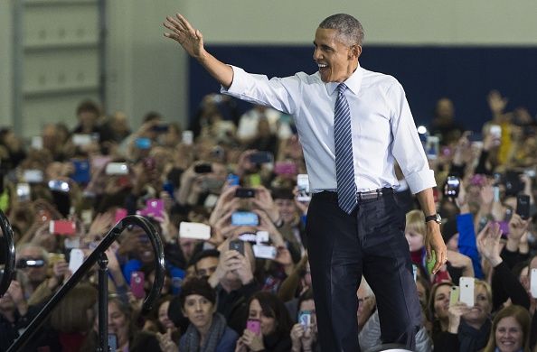 Facebook users can now write to President Obama on the Facebook Messenger app.