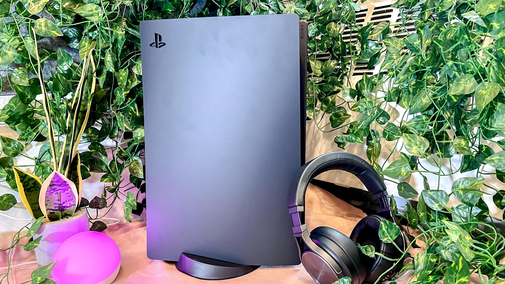 This console cover made me love my big ugly PS5