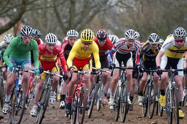 Start of the men's race.