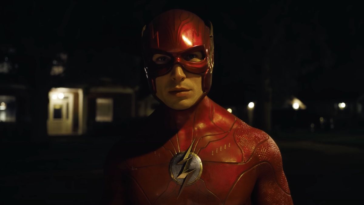 The Flash Video Shows Fans Reacting To Early Screenings Of The DC Flick ...