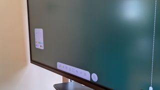 Vorderansicht des Samsung Flip 2 aus einem steilen Winkel