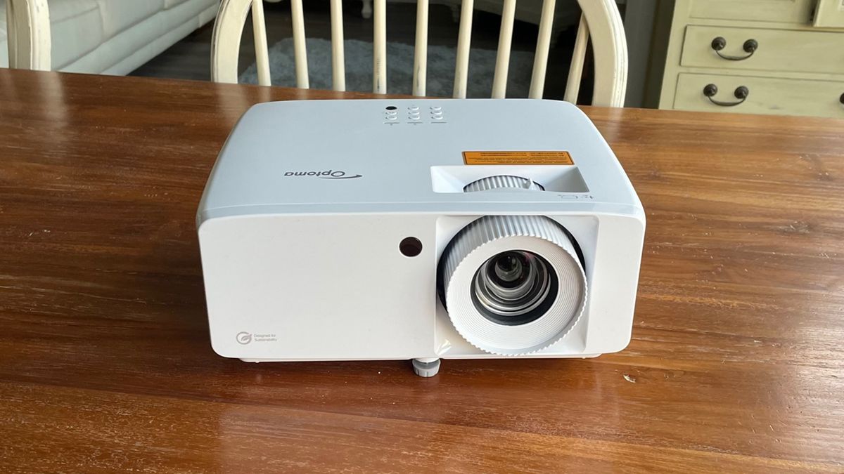 Home cinema projector: Optoma UHZ66