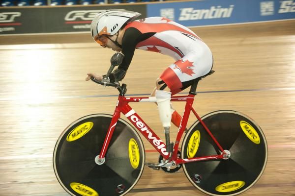Jaye Milley riding for Canada in the C1 1 Km time trial.
