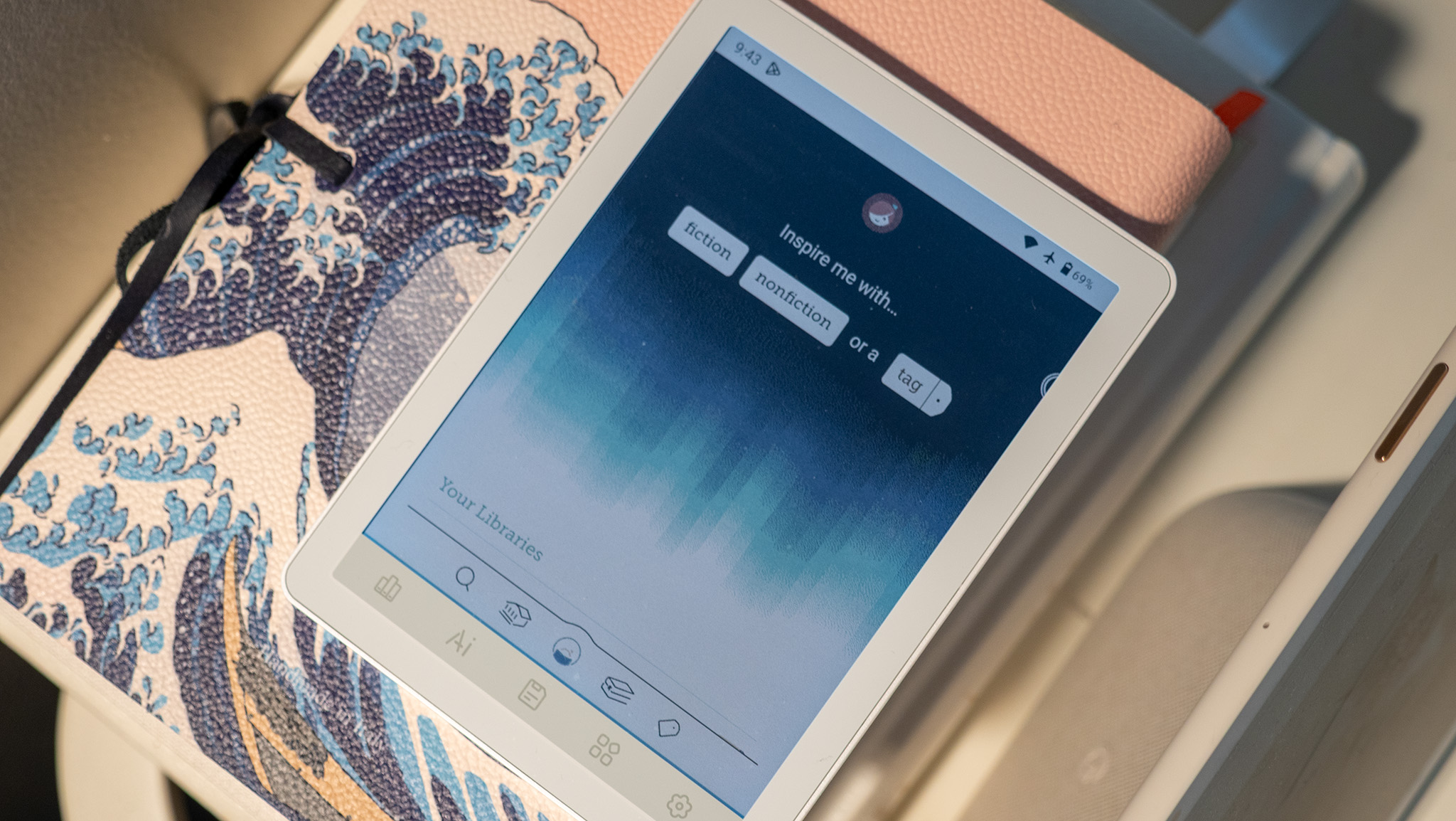 Using the AI suggestion tool in the Libby App on a Bigme B6