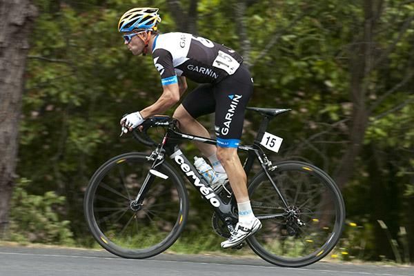 Jack Bobridge (Garmin Cervelo) from South Australia before making his move on the leading group.