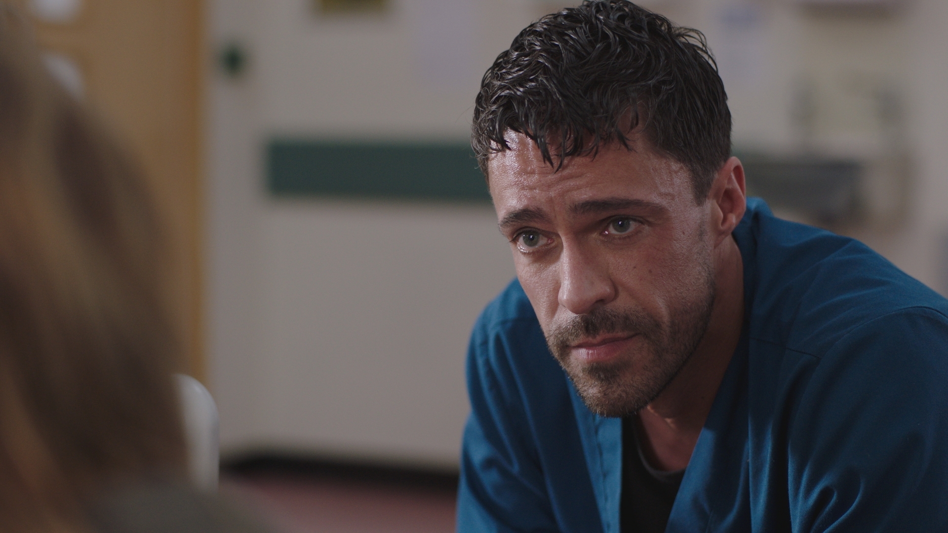 Flynn explains Cassie&#039;s condition to her mum, Vicky.