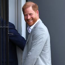 NOTTINGHAM, ENGLAND - SEPTEMBER 09: Prince Harry, Duke of Sussex arrives for a visit to the community recording studio in St. Anns on September 09, 2025 in Nottingham, England. (Photo by Cameron Smith/Getty Images)