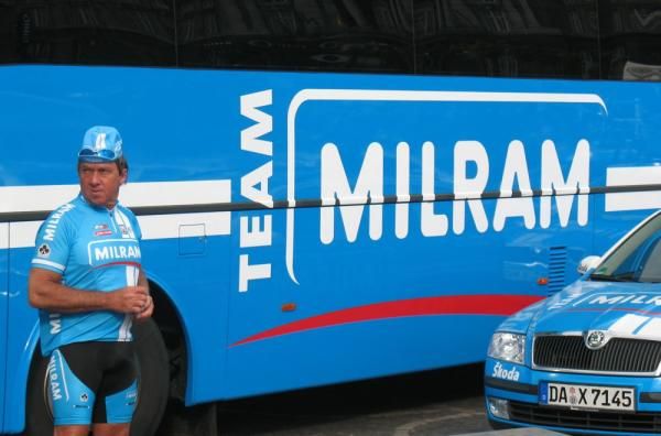 The Milram team showed their latest signing to the crow in Liege.