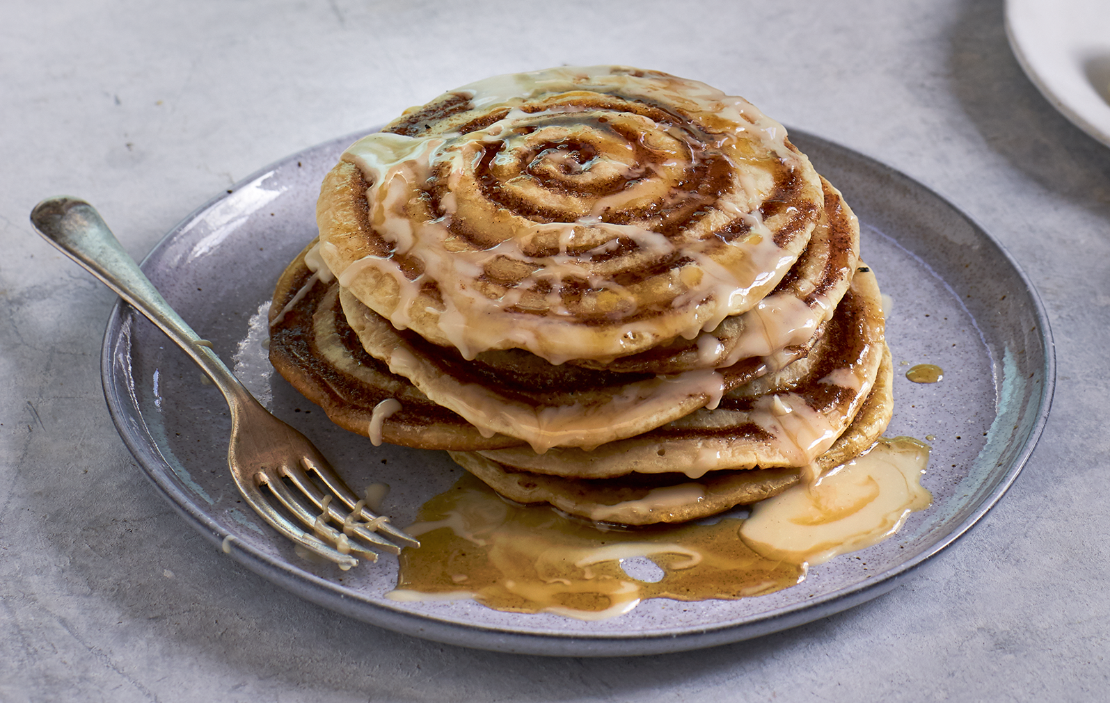 Cinnamon roll pancakes recipe