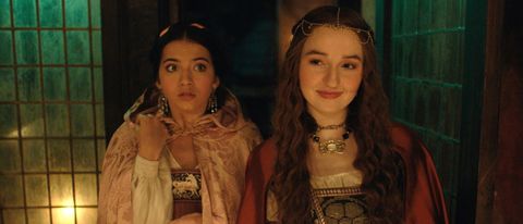 Isabela Merced and Kaitlyn Dever as Juliet and Rosaline