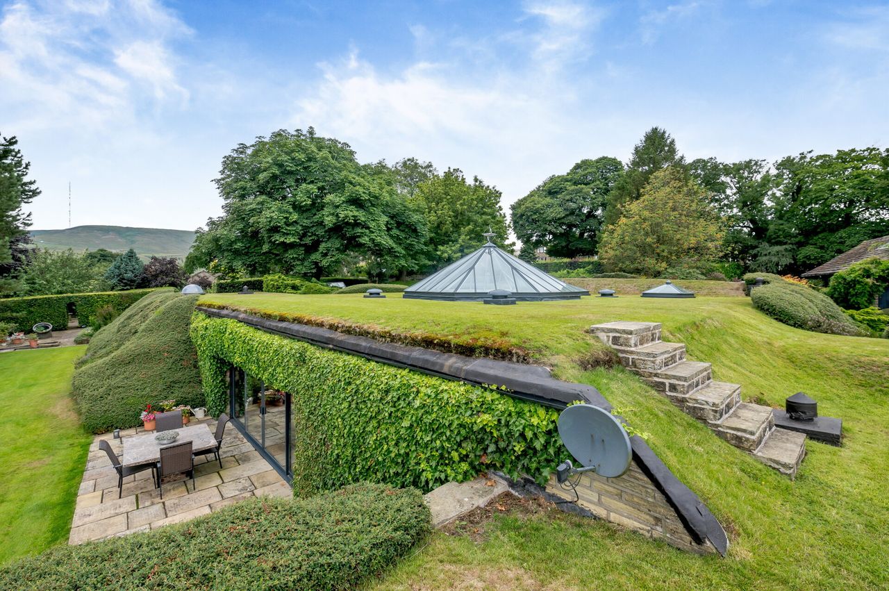 Images of the underground Underhill in the Peak District