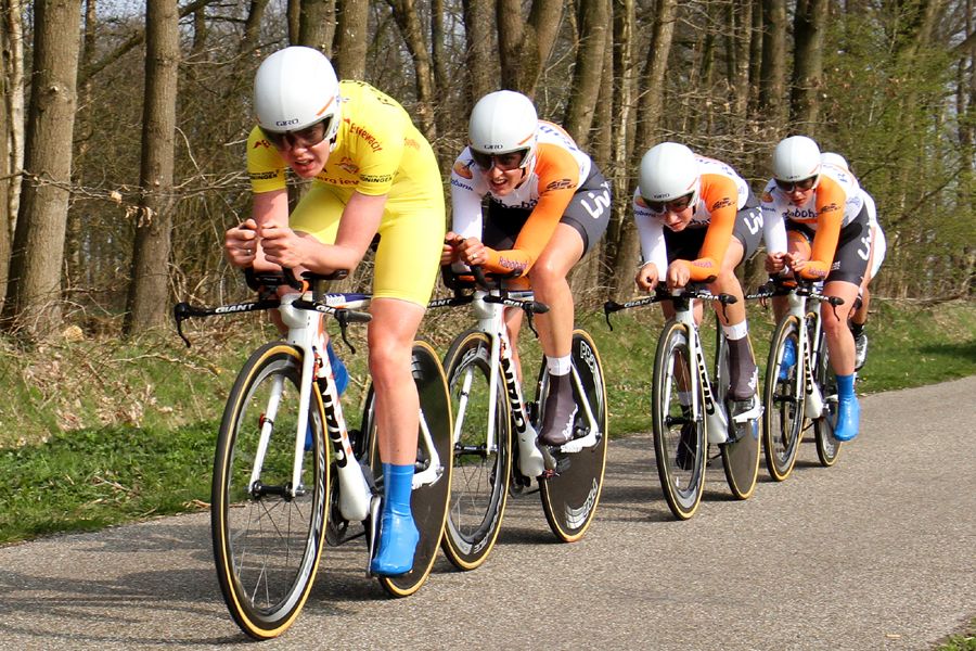 Anna van der Breggen leads Rabo-Liv