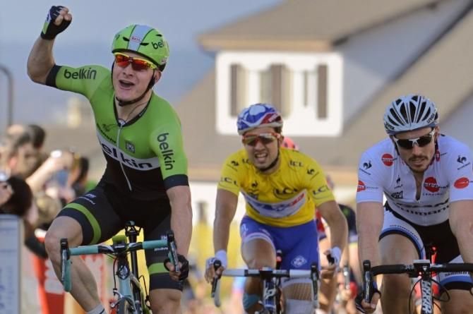 Moreno Hofland (Belkin) wins ahead of John Degenkolb (Giant-Shimano) on stage 2 of Paris-Nice