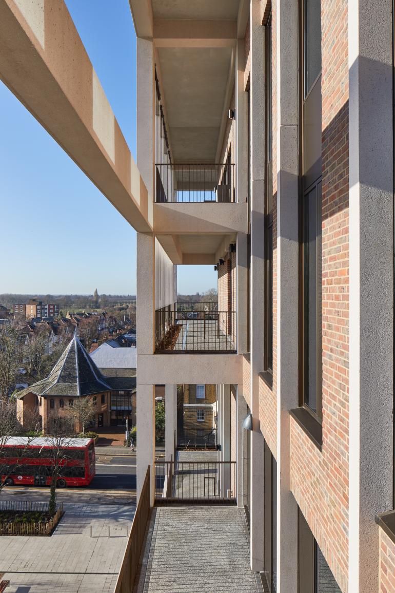 Kingston University West View On Penrhyn Road Ced Reeve 25