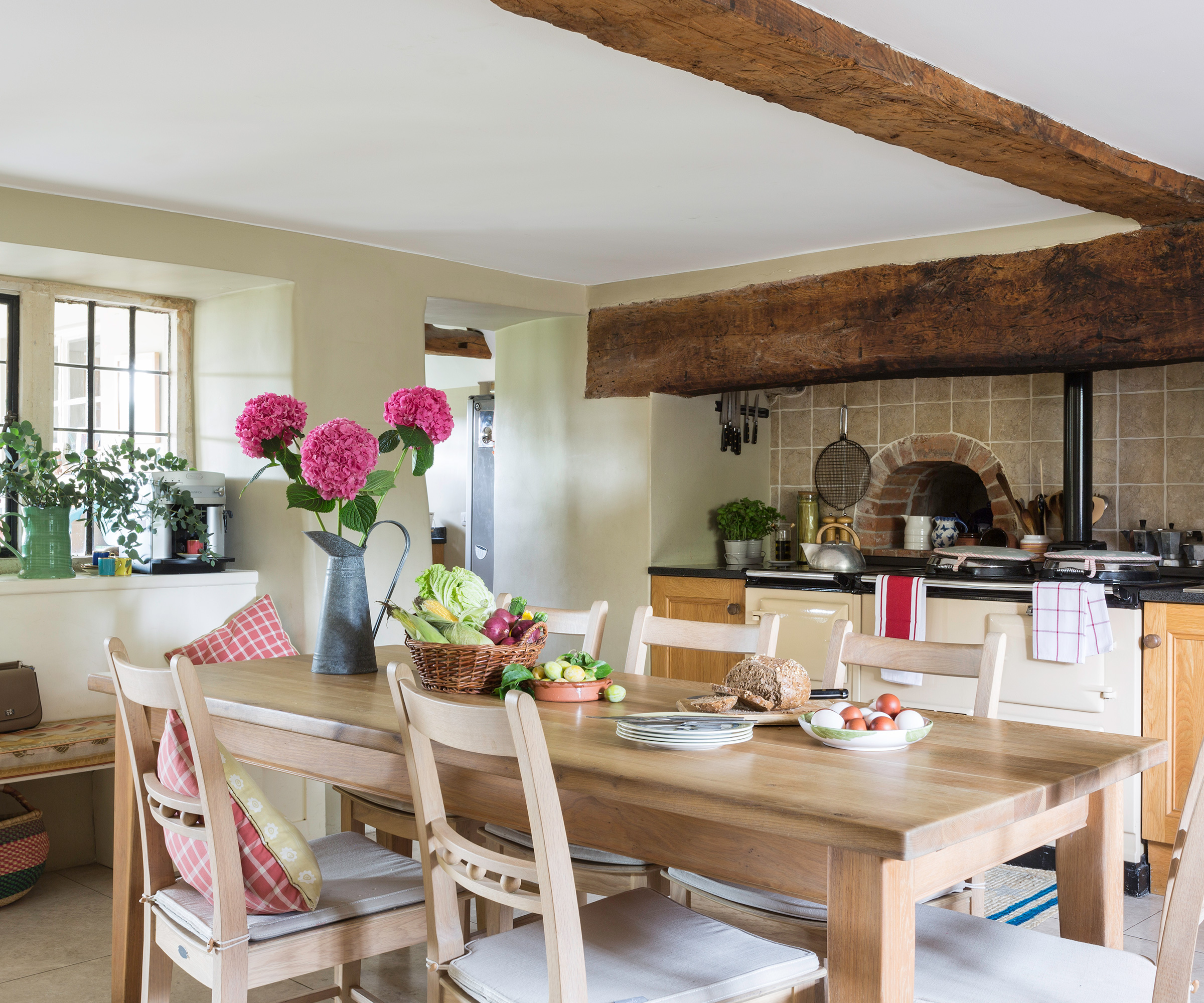 farmhouse kitchen