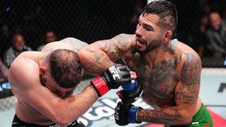 LAS VEGAS, NEVADA - AUGUST 09: (R-L) Anthony Hernandez elbows Roman Dolidze of Georgia in a middleweight fight during the UFC Fight Night event at UFC APEX on August 09, 2025 in Las Vegas, Nevada. (Photo by Jeff Bottari/Zuffa LLC)