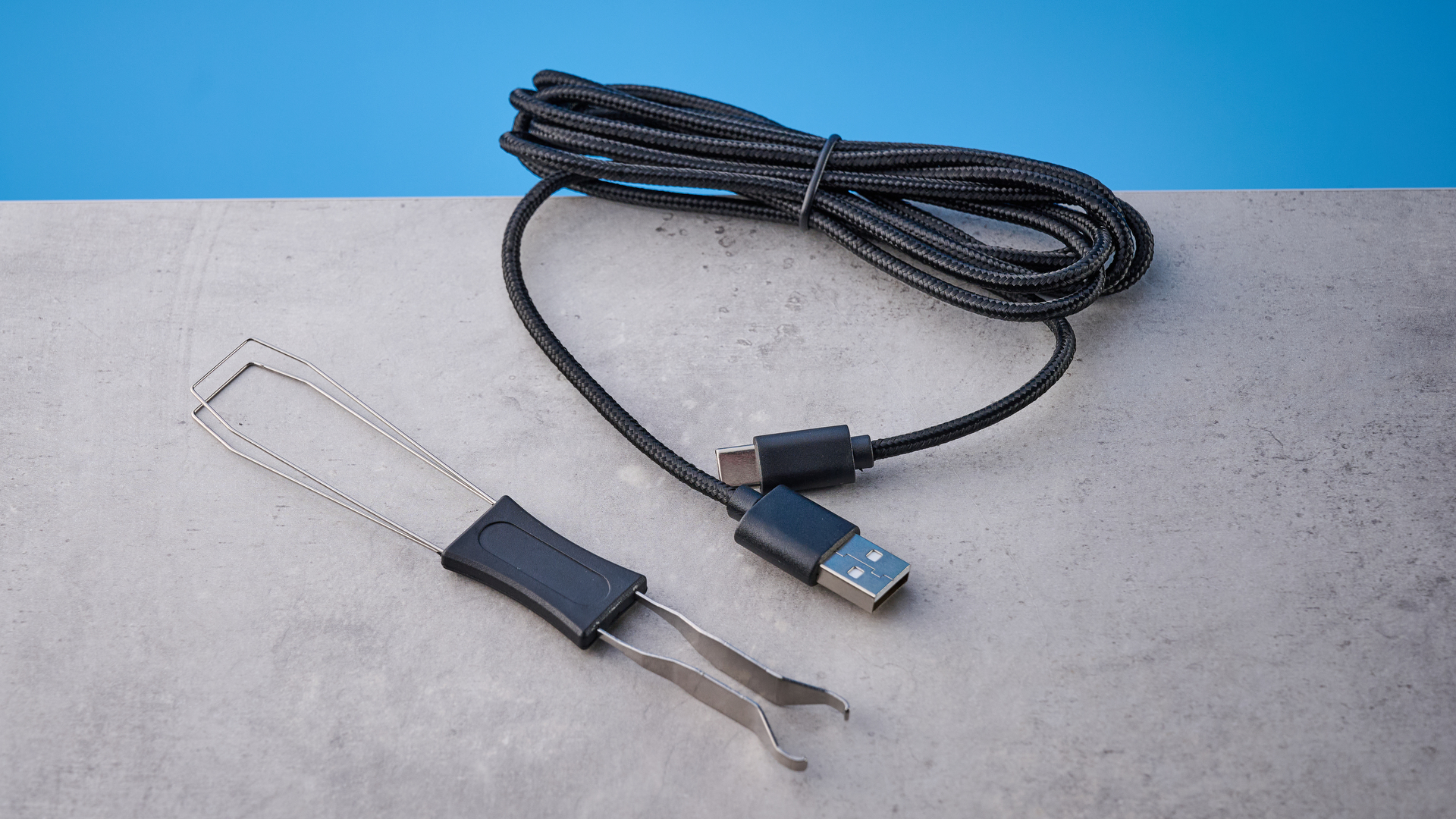 The Wobkey Crush 80 in warm silver colorway