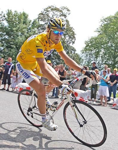 Tom Boonen (Quick.Step) in his first maillot jaune