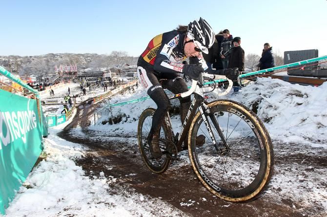 Sanne Cant was superior in the muddy snow
