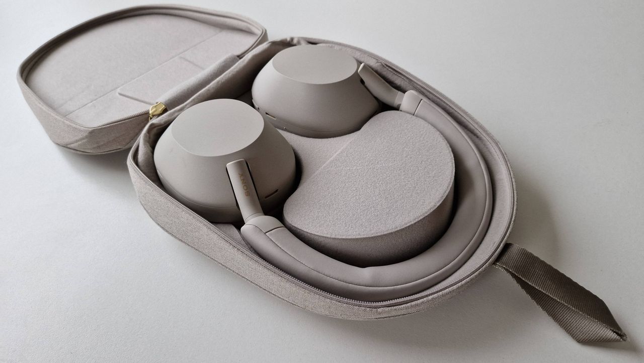 Sony WH-1000XM5