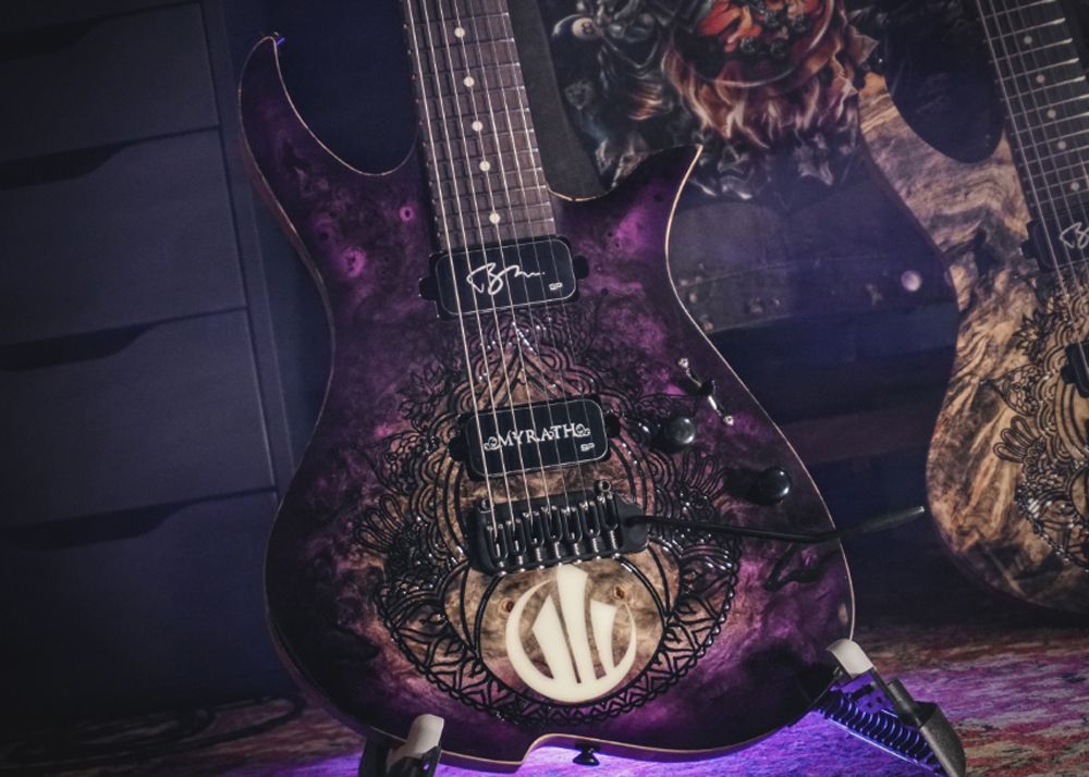 Vola Malek Benarbia signature DJinn electric guitar