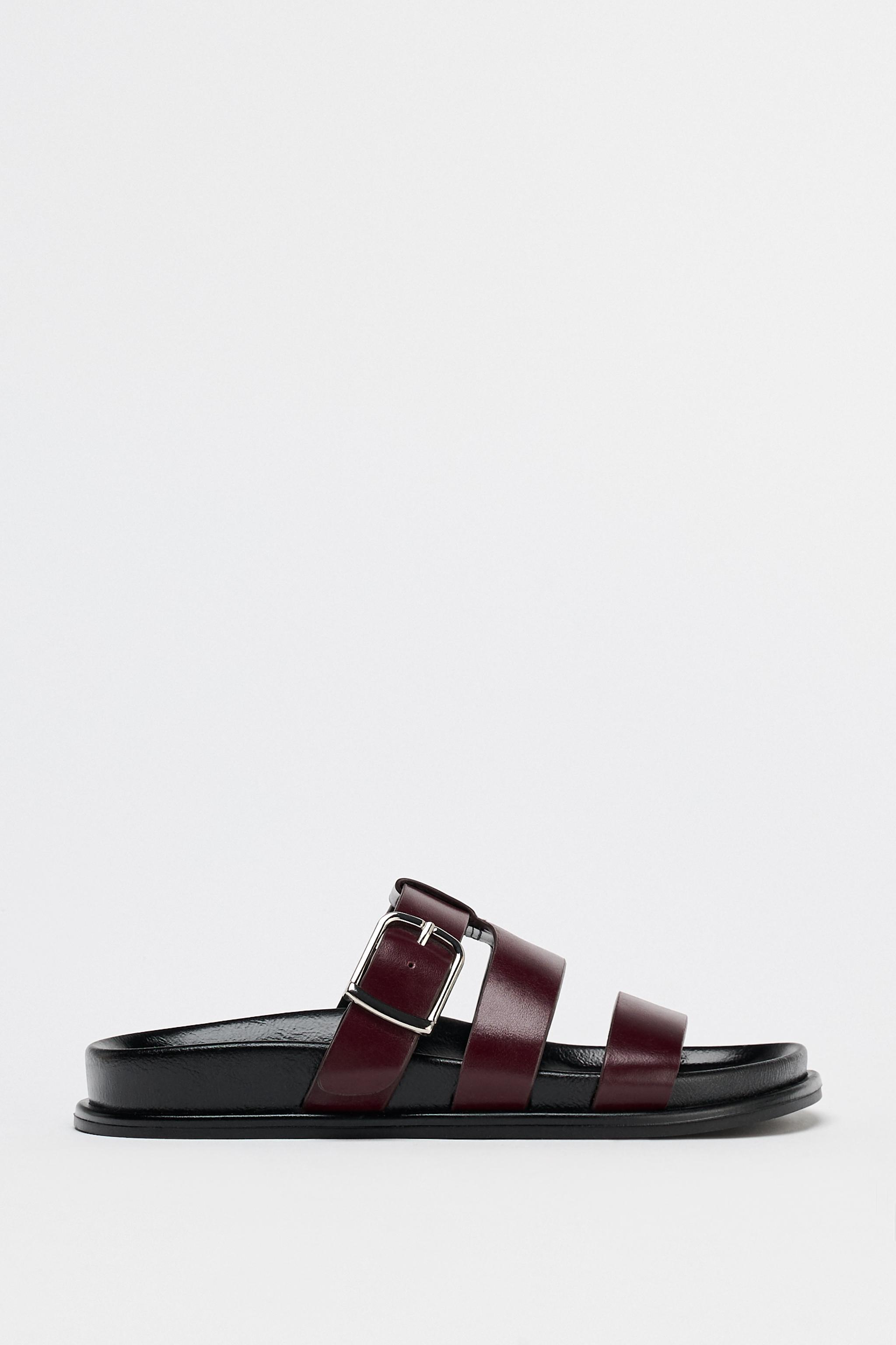 Flat Sandals With Leather Straps
