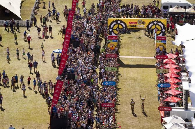 Overall winners Jaroslav Kulhavy &amp; Christoph Sauser of Burry Stander-Songo approach the finish