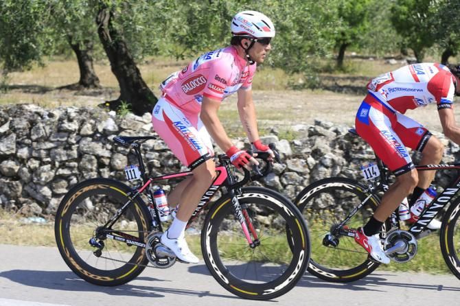 Color-coordinated bike and kit for Giro leader Luca Paolini (Katusha)