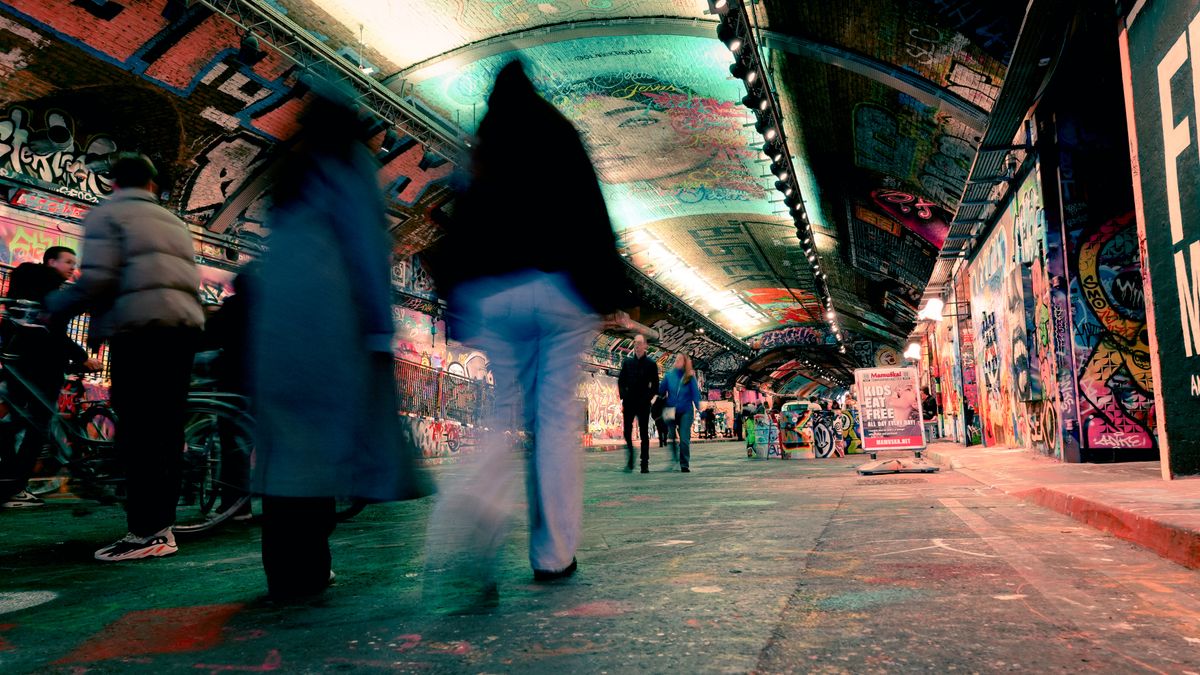 Images captured in London with the Sony A7 V camera