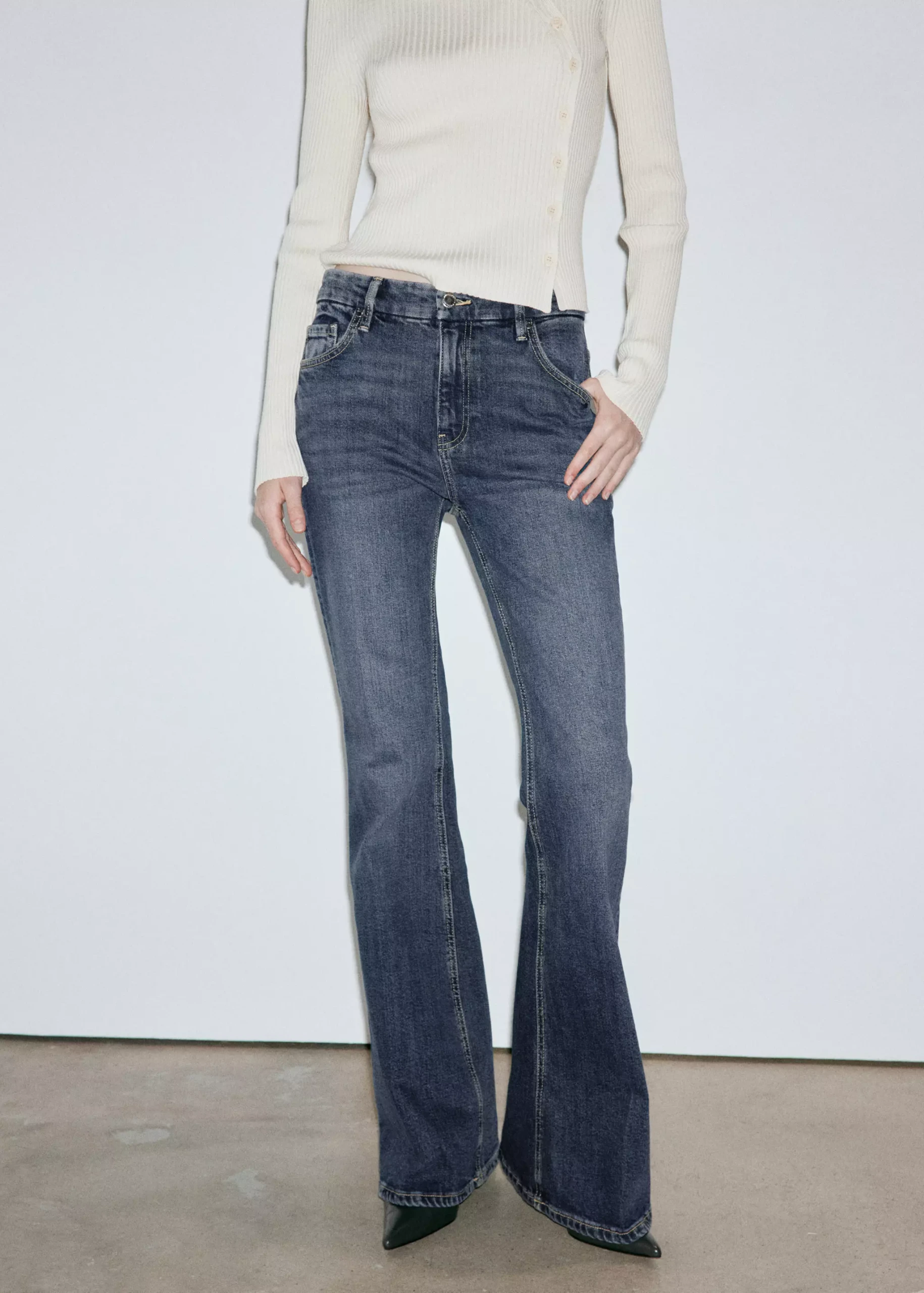 High-Waist Flared Jeans - Women | Mango United Kingdom