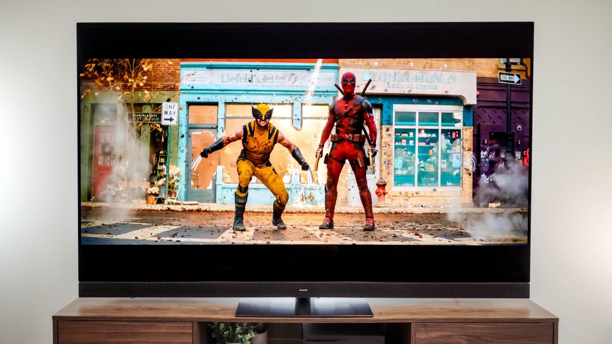 パナソニック TV We tested Panasonic's new OLED TV — here's why you should stick