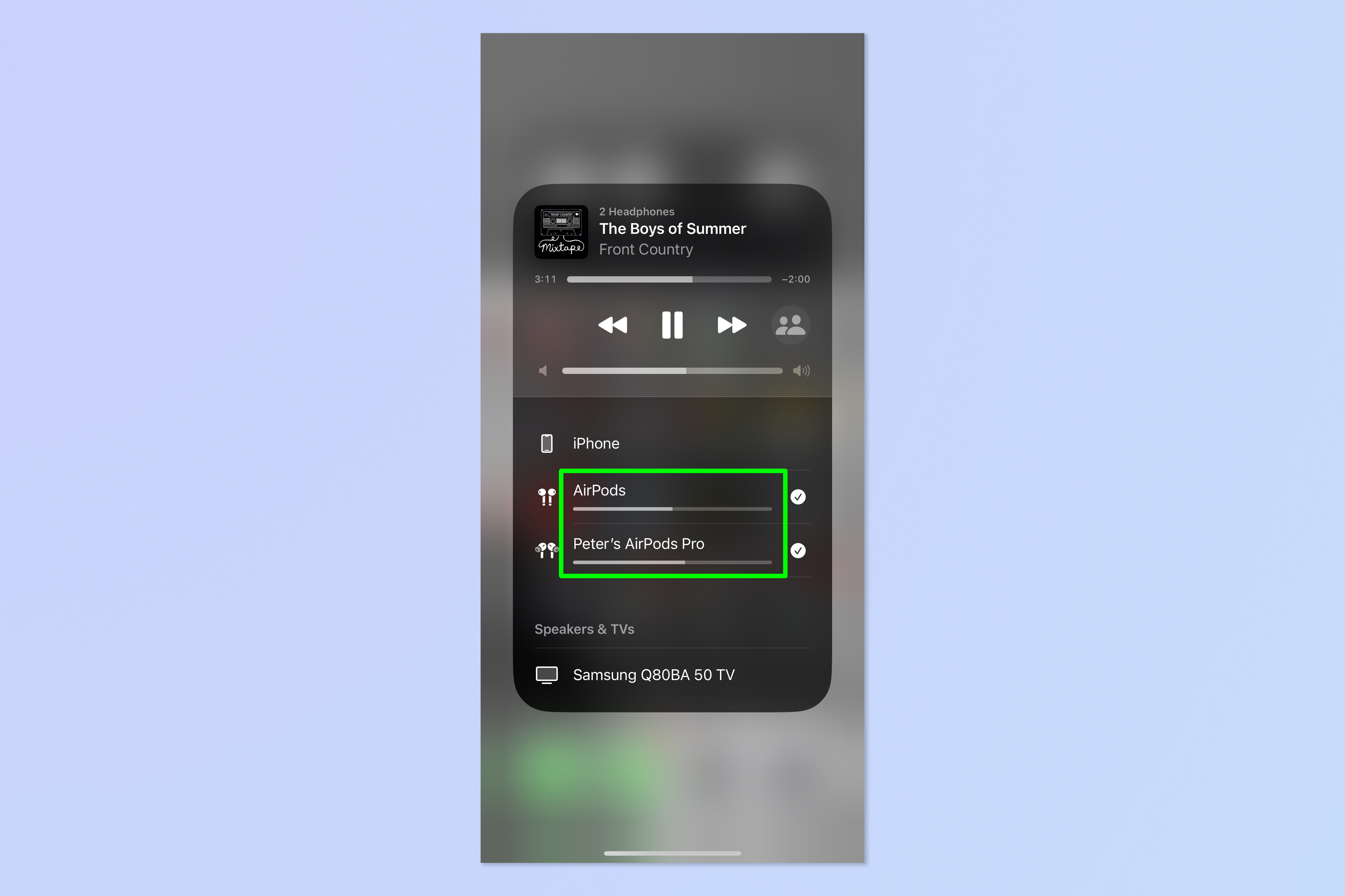 Снимок экрана, показывающий, как поделиться звуком с несколькими наушниками на iPhone.