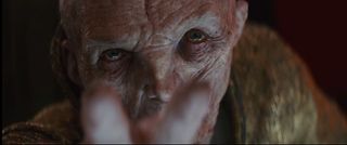 Star Wars: The Last Jedi Snoke reaches out
