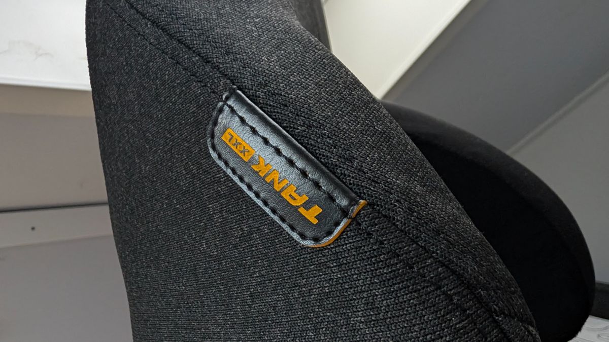 DXRacer Tank