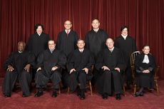 U.S. Supreme Court blocks Texas abortion law