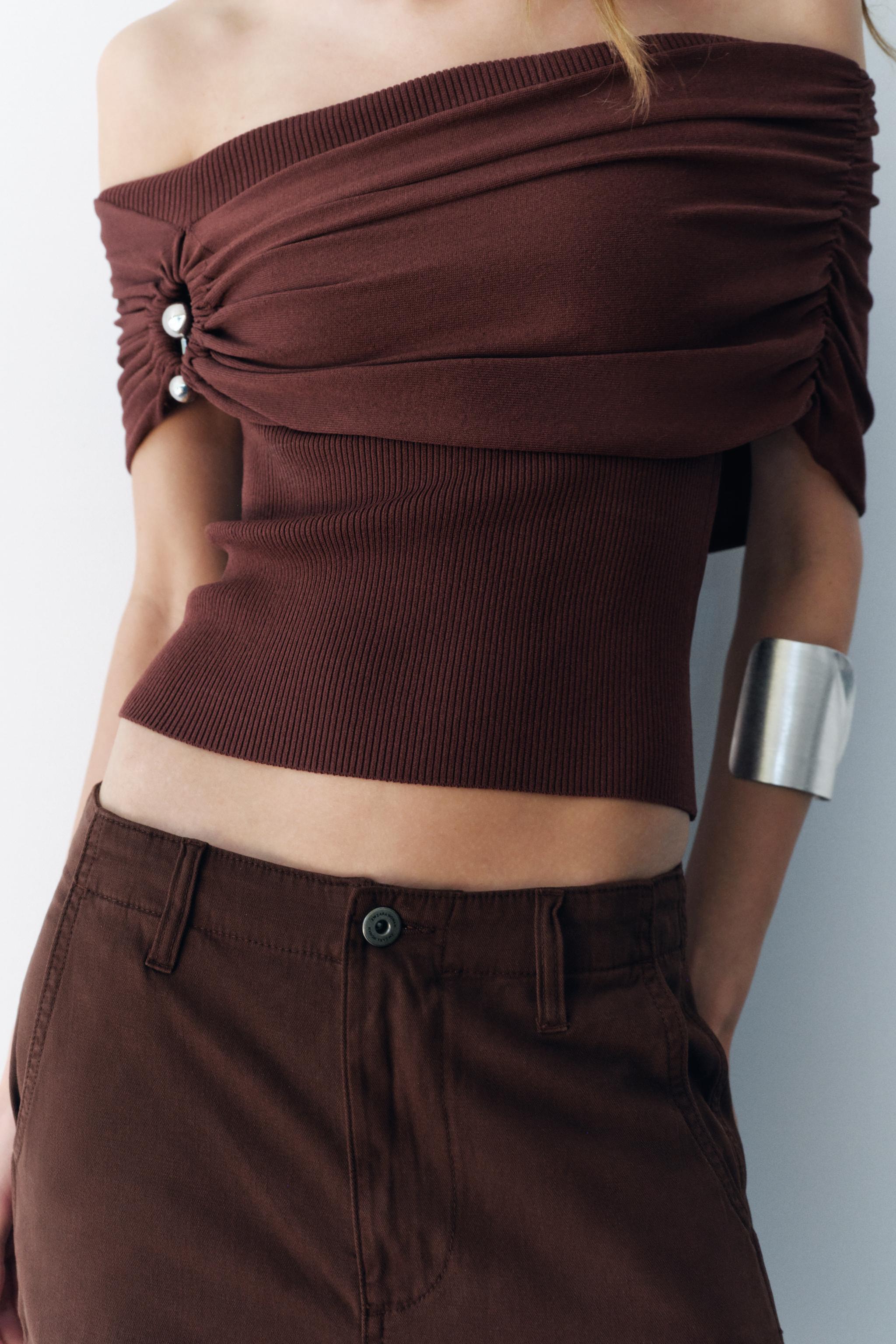 Off the Shoulder Metal Ring Knit Top