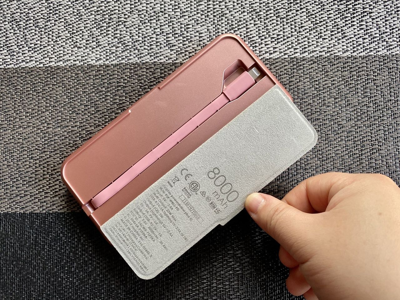 Mophie Powerstation Plus Xl Wireless Open Integrated Cable