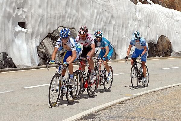 Philip Deignan (AG2R La Mondiale) leads