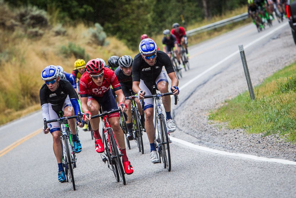 The field begins to split after the hard chase back into town.
