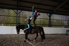 Vaulting_NewYearChal14pn_51926.jpg