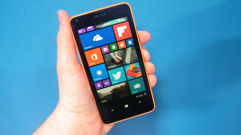 microsoft-s-lumia-640-and-640-xl-are-now-on-sale-and-they-re-crazy