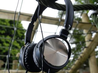 Pioneer SE-MJ51