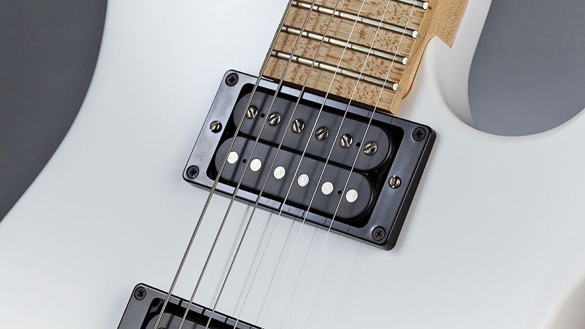 The DiMarzio pickups offer the ultimate in saturated lead tones