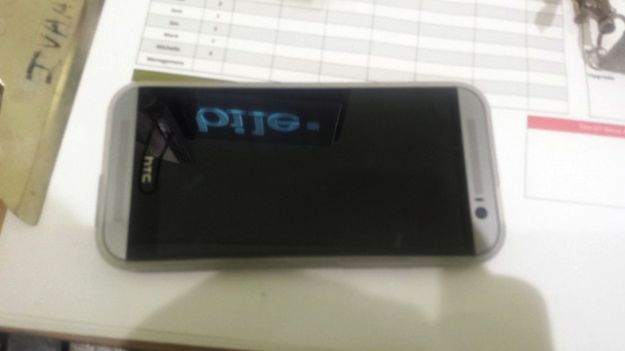 HTC One 2