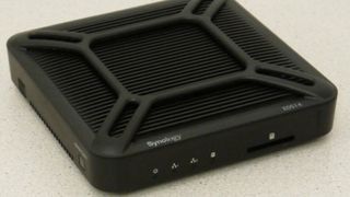 Synology EDS14 front