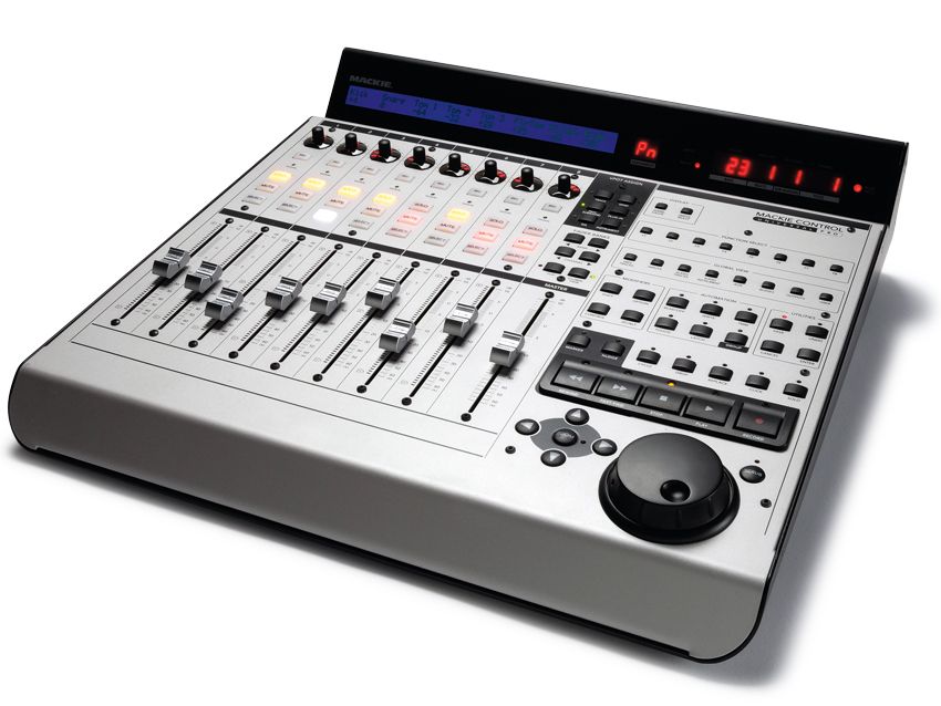 The Control Universal Pro features a solid metal contruction